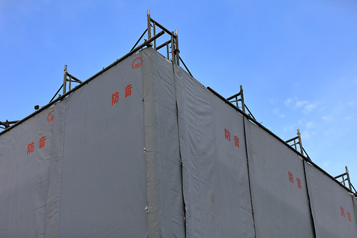 画像:工事現場の防音カバー